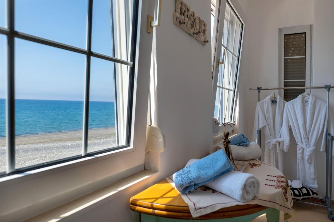 Hatzidakis Beach Retreat Ierapetra  Bagian luar foto